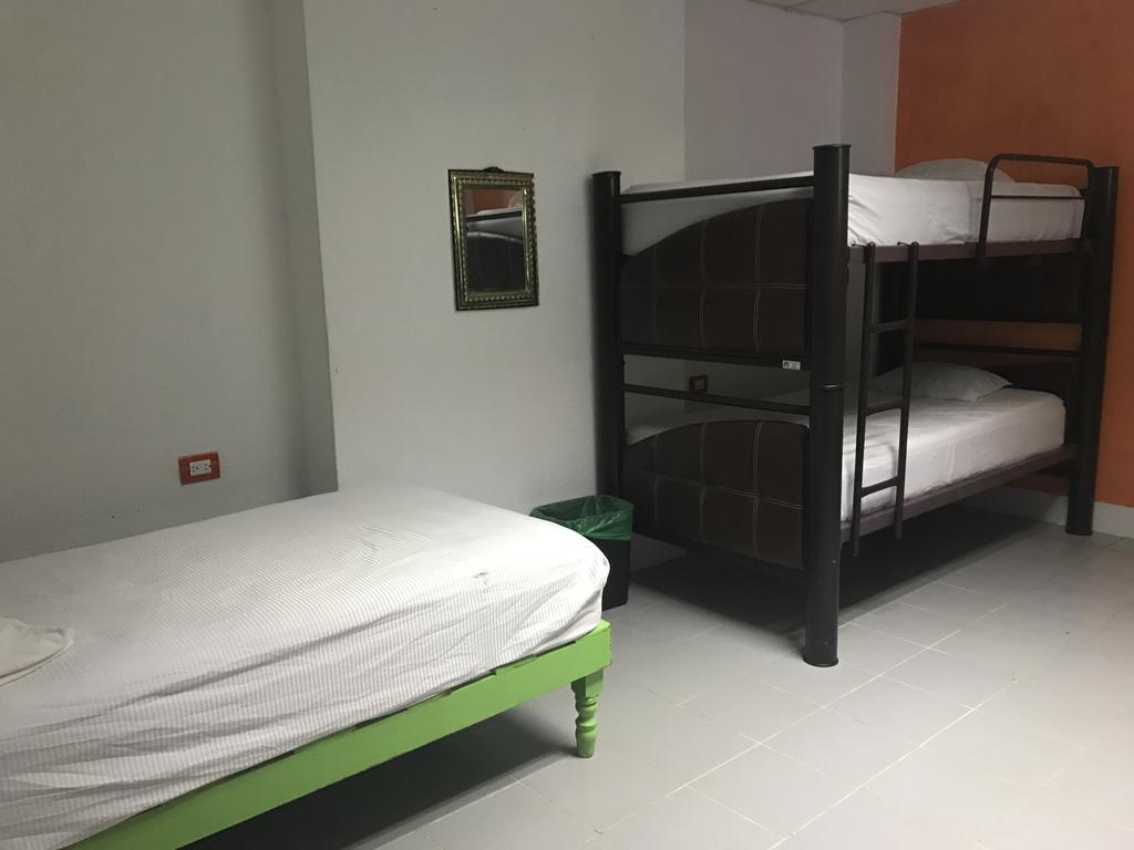 Hostel Mundo Maya Cancun Ngoại thất bức ảnh