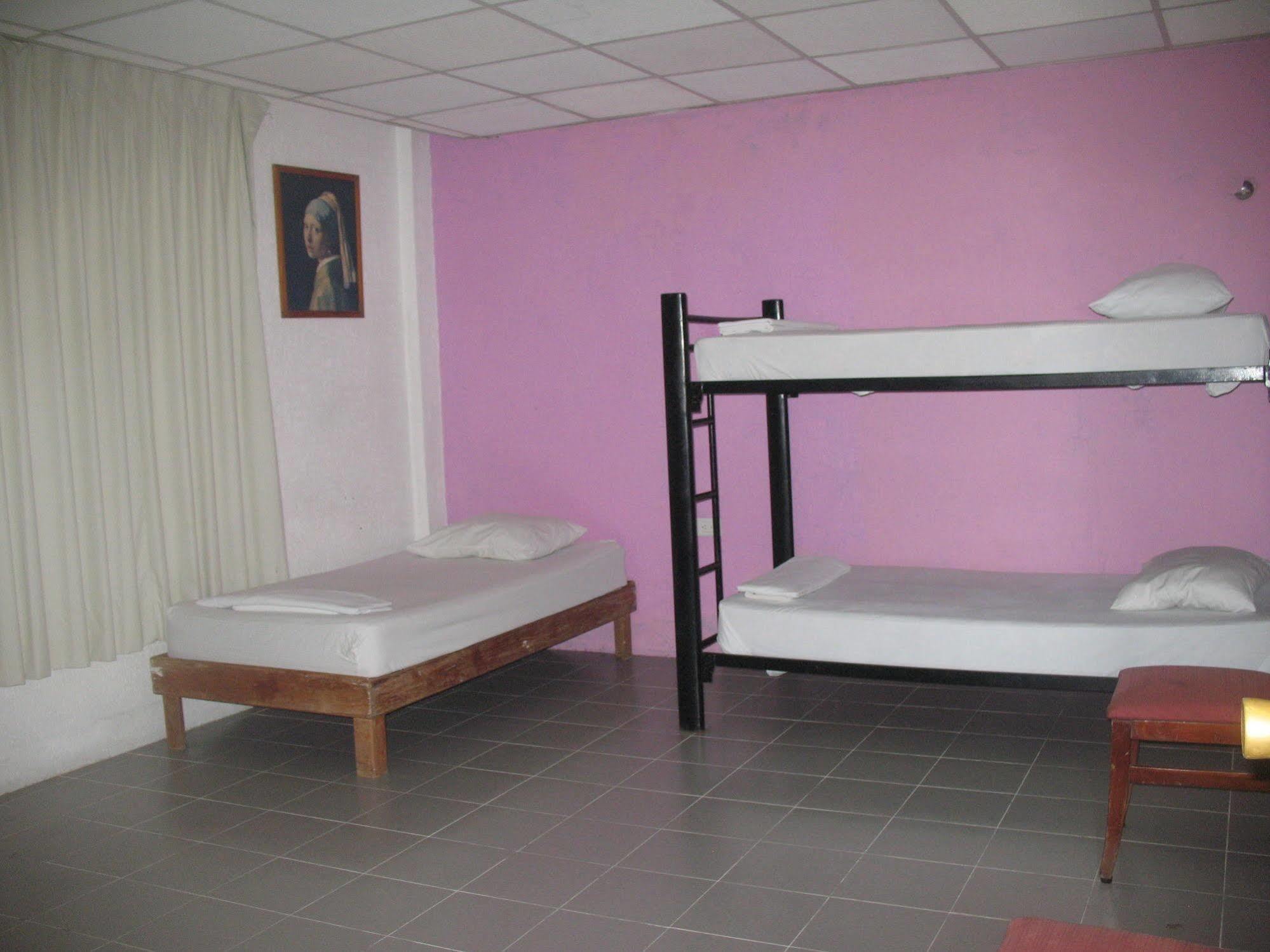 Hostel Mundo Maya Cancun Ngoại thất bức ảnh